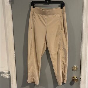 Zenergy by‎ Chicos Chic Beige Women's Cropped Pants Size 0